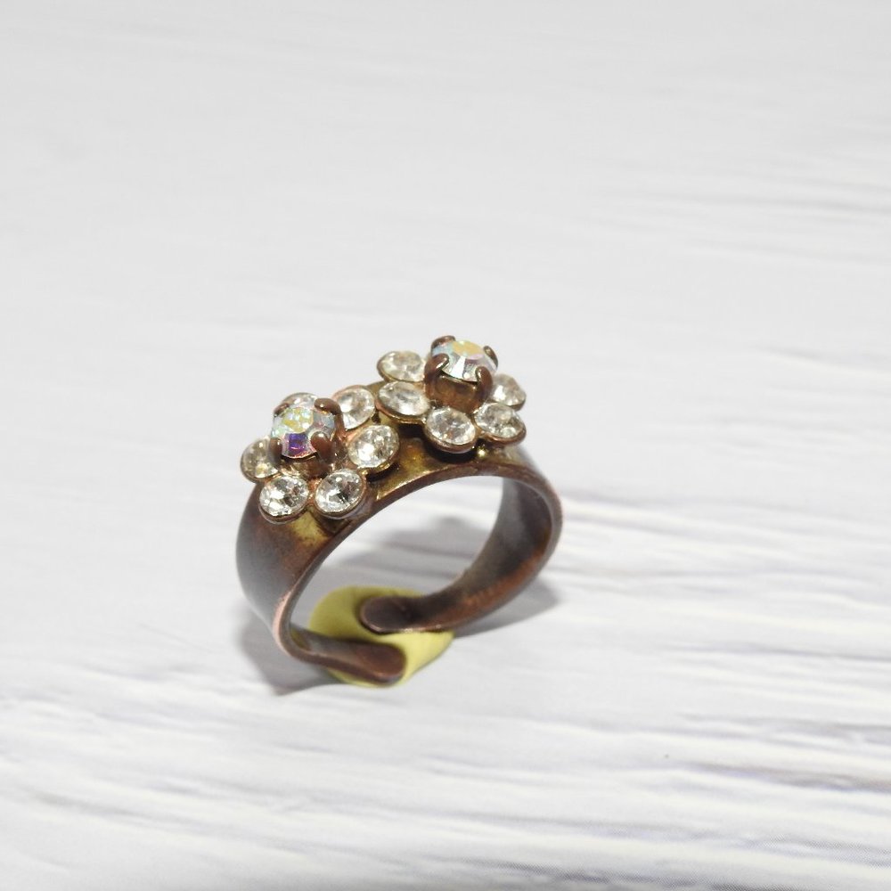 FLOWER SWAROVSKI VINTAGE BRASS ADJUSTABLE RING